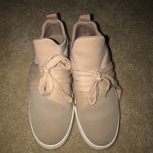 Steve Madden casual sneakers cream color